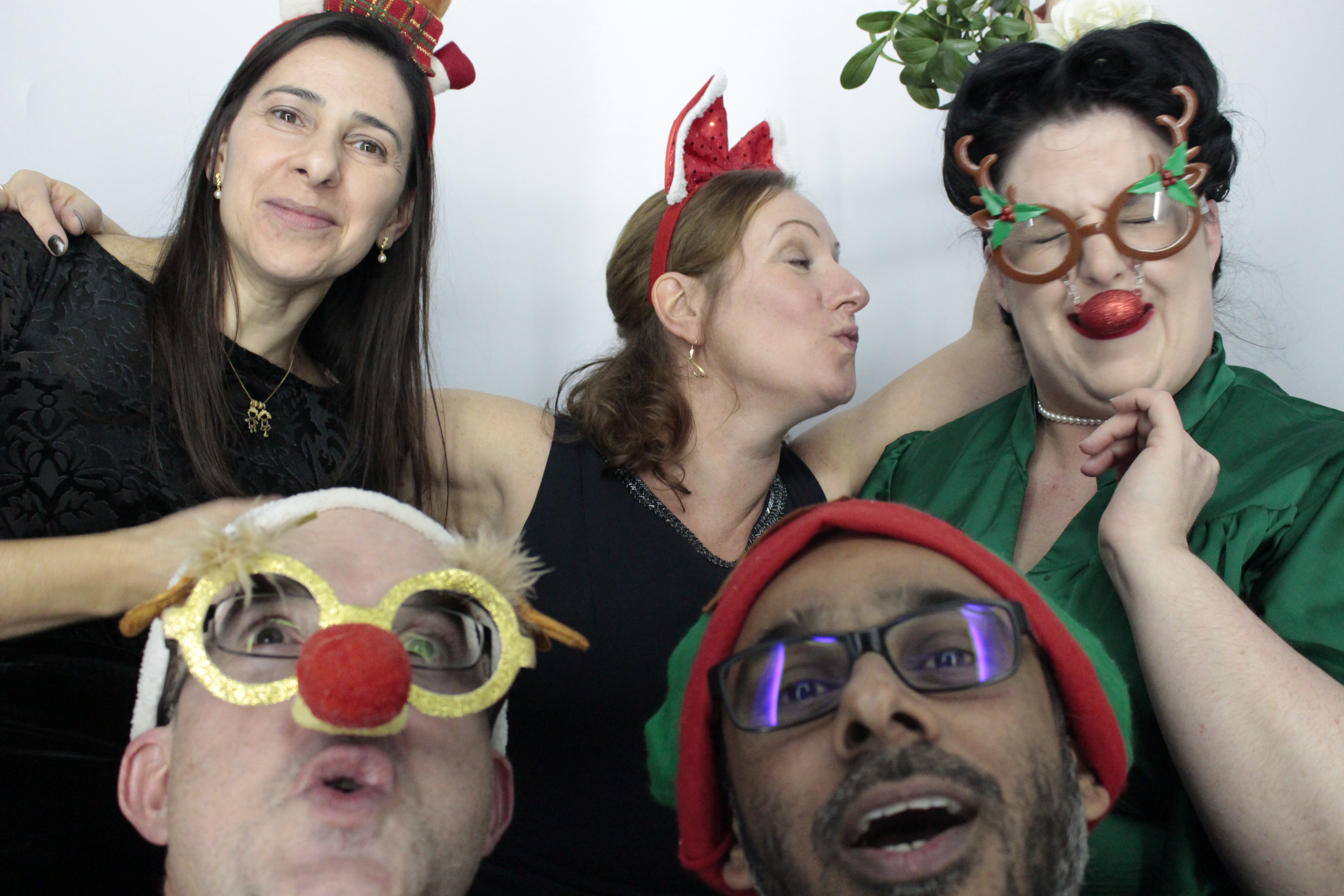 Siemens Christmas Party | View more photos from the event at gallery.myphotoboothexperience.co.uk/u/MyPhotoBoothExperienceLtd/Siemens-Christmas-Party-0